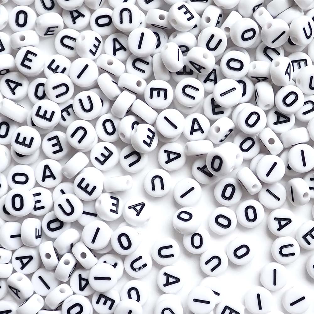 Plastic White Alphabet Vowel Beads, 7mm Round, (Horizontal), Random Mix, 500 beads