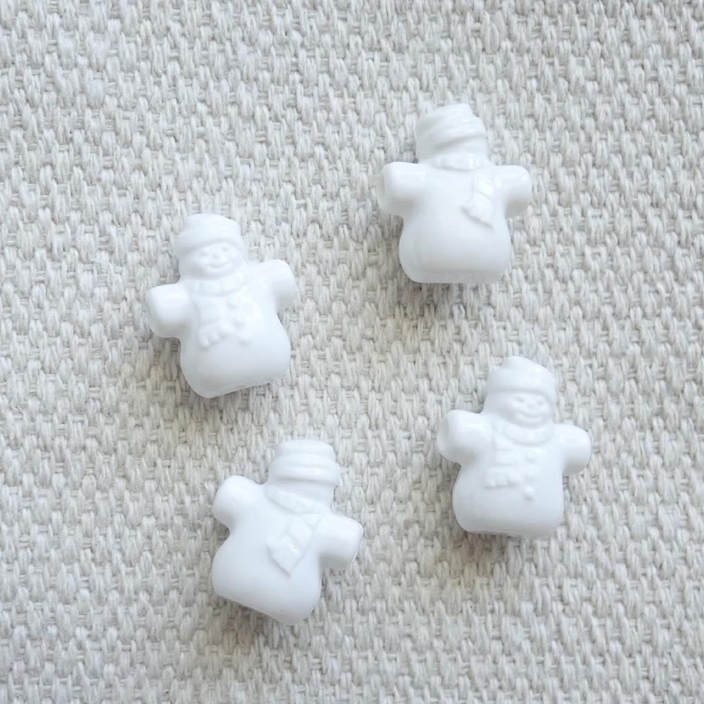 Winter Snowman Plastic Beads, 24 beads