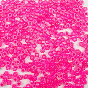 dark pink colors of 6 x 9mm Plastic Pony Beads